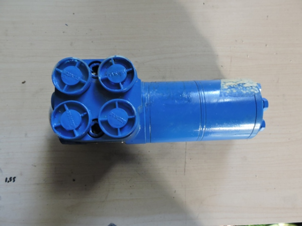 5002953_Гидроусилитель руля LW500F (4)