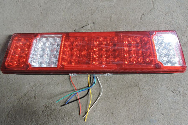 AZ92008100LED-R_Фонарь задний LED правый